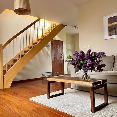 Apartament Hemingwaya Еленя-Гура Экстерьер фото